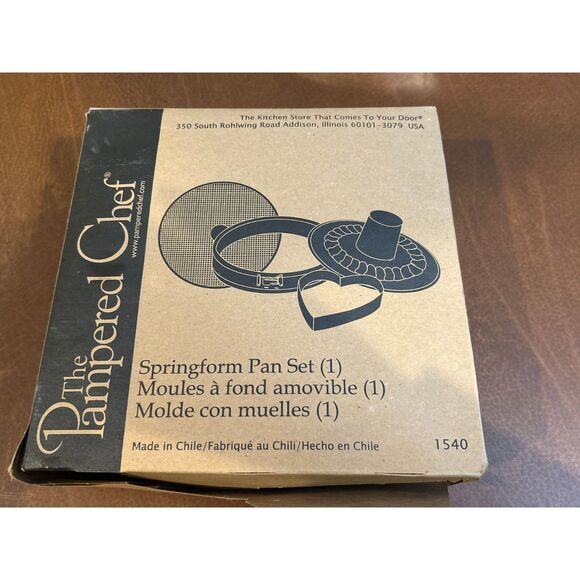 Pampered Chef Springform Pan Set, Bundt Cake/Heart Insert - Picture 3 of 4